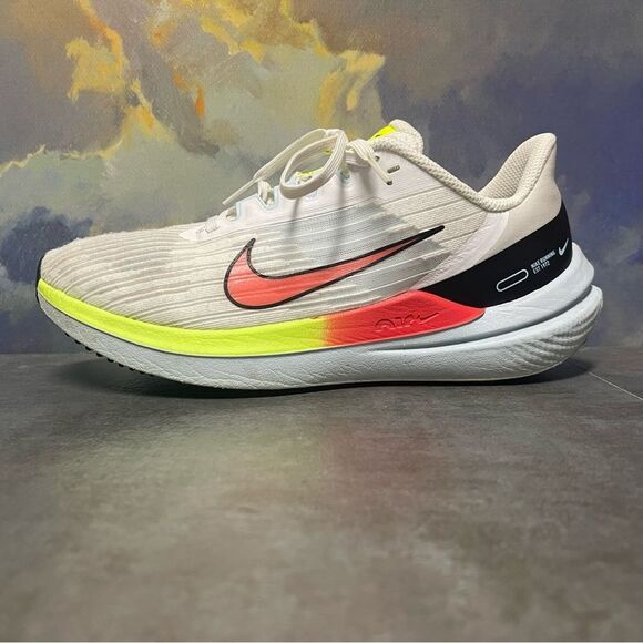 Nike Zoom Winflo 9 DX3352-100 Women's White Running Shoes Size 7.5 - Picture 12 of 16